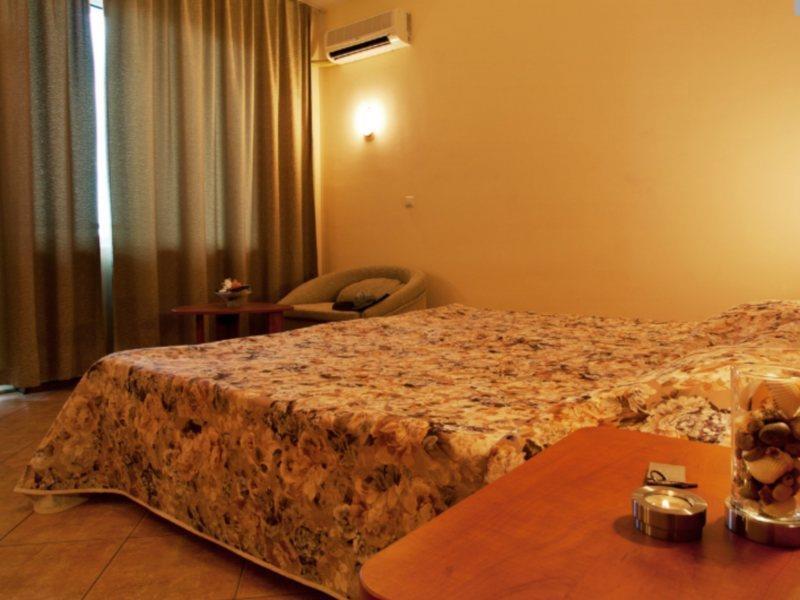 Ljuljak Hotel 金沙 外观 照片