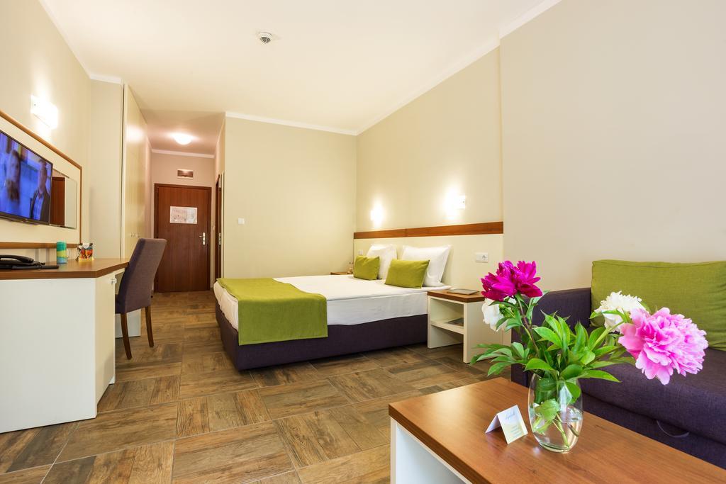 Ljuljak Hotel 金沙 外观 照片