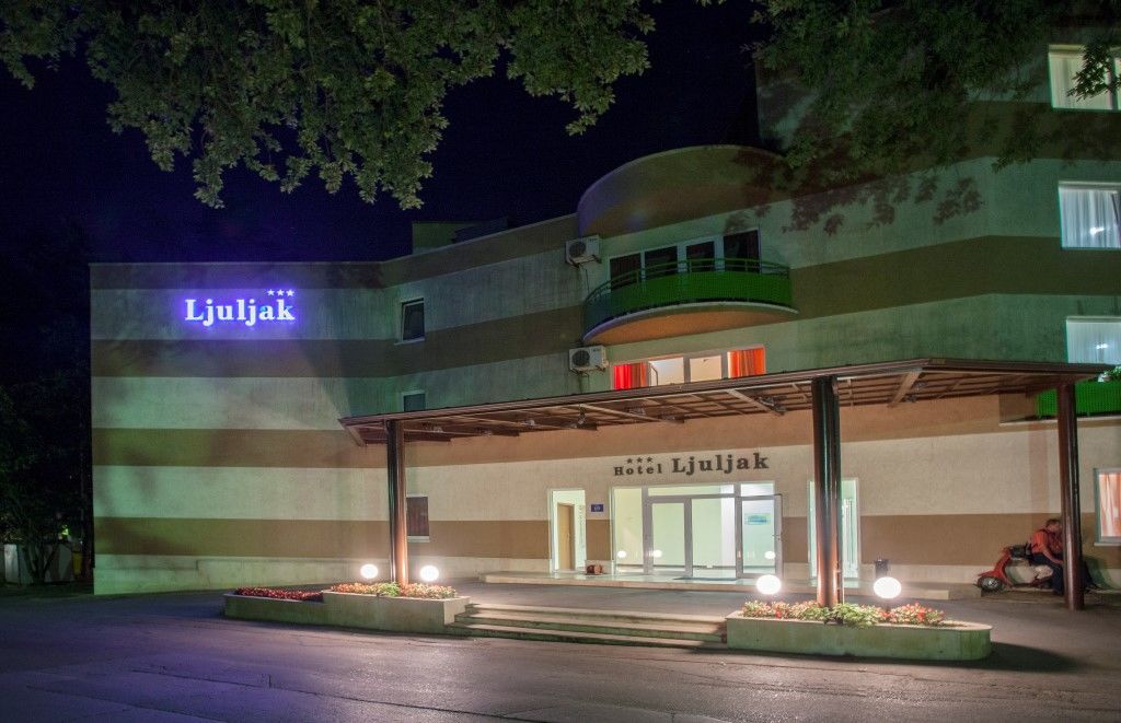 Ljuljak Hotel 金沙 外观 照片