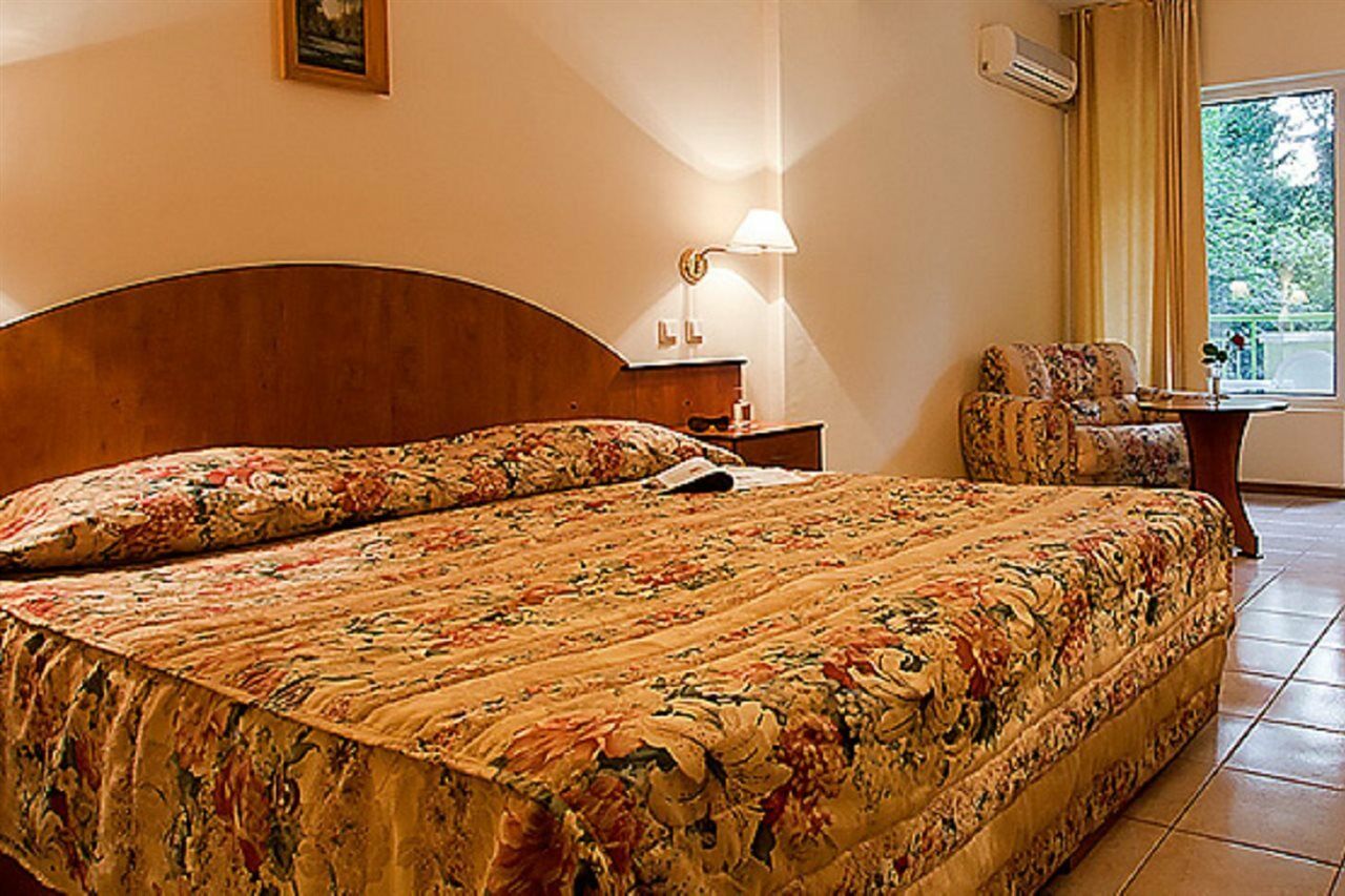 Ljuljak Hotel 金沙 外观 照片